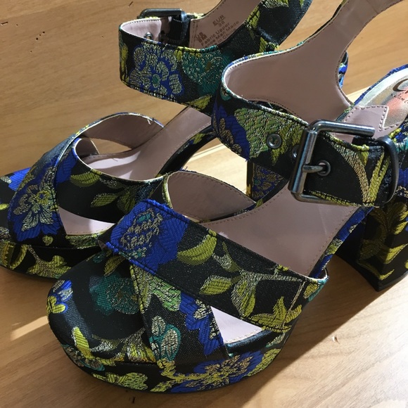 Circus by Sam Edelman Shoes - Sam Edelman platform heels. Size 8 US.